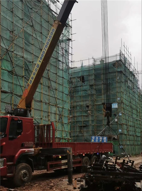 昌黎县“慢工细活”—— 吊车的 “微动控制” 技术